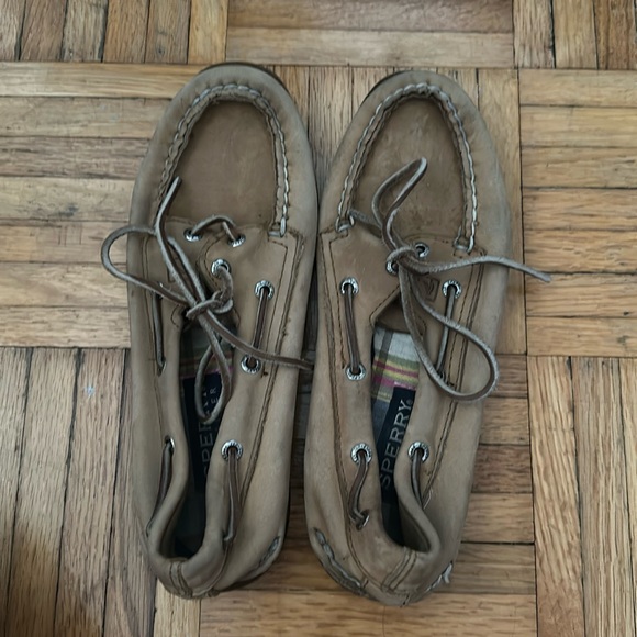 Women’s Sperry Flats - Picture 2 of 2